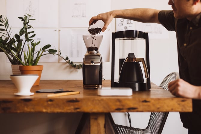 Ratio_Eight_Brewing_with_Kone_and_Baratza_Grinder_3